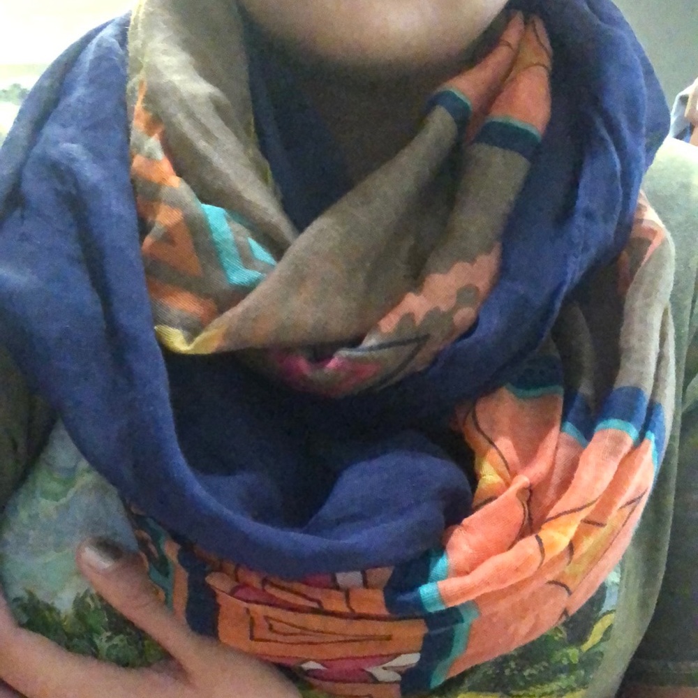 Infinity scarf